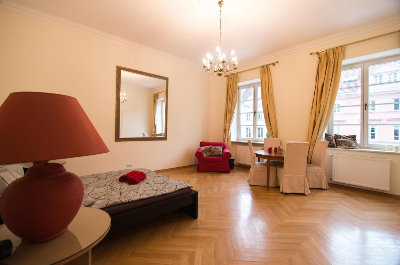 Ferienwohnung Charme De Varsovie Exterior foto