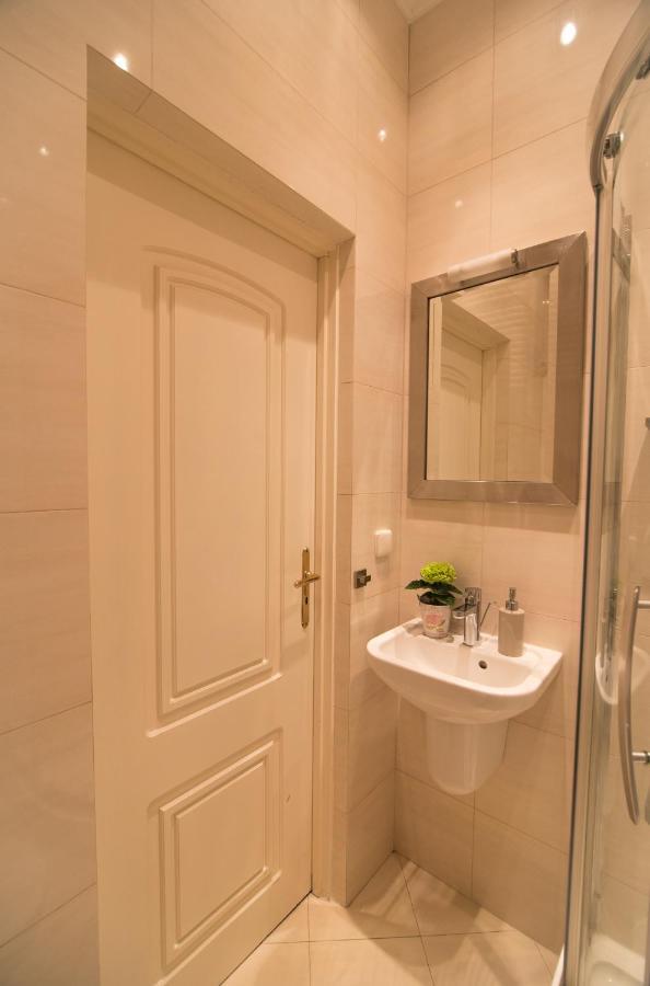 Ferienwohnung Charme De Varsovie Exterior foto